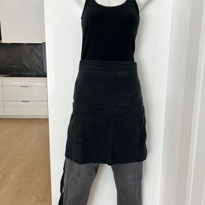 Hedley & Bennett aprons